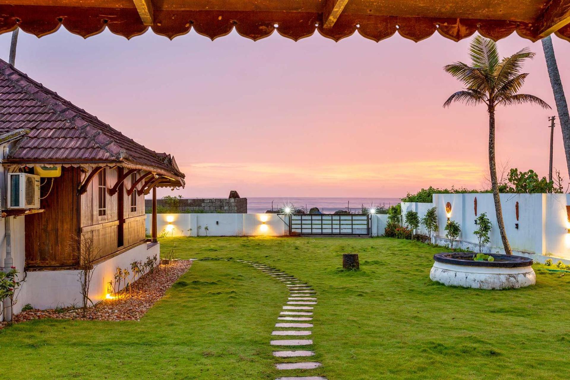 Deshadan'S Tarangi Beach Villas,Marari Mararikulam Buitenkant foto