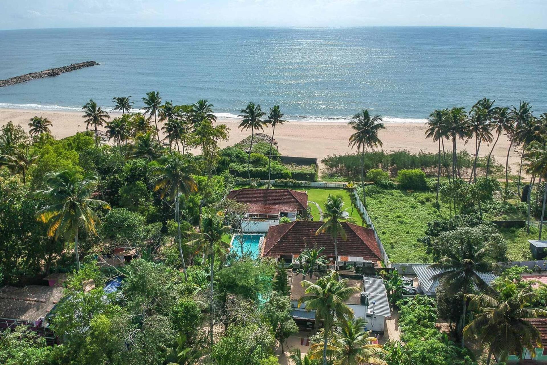 Deshadan'S Tarangi Beach Villas,Marari Mararikulam Buitenkant foto