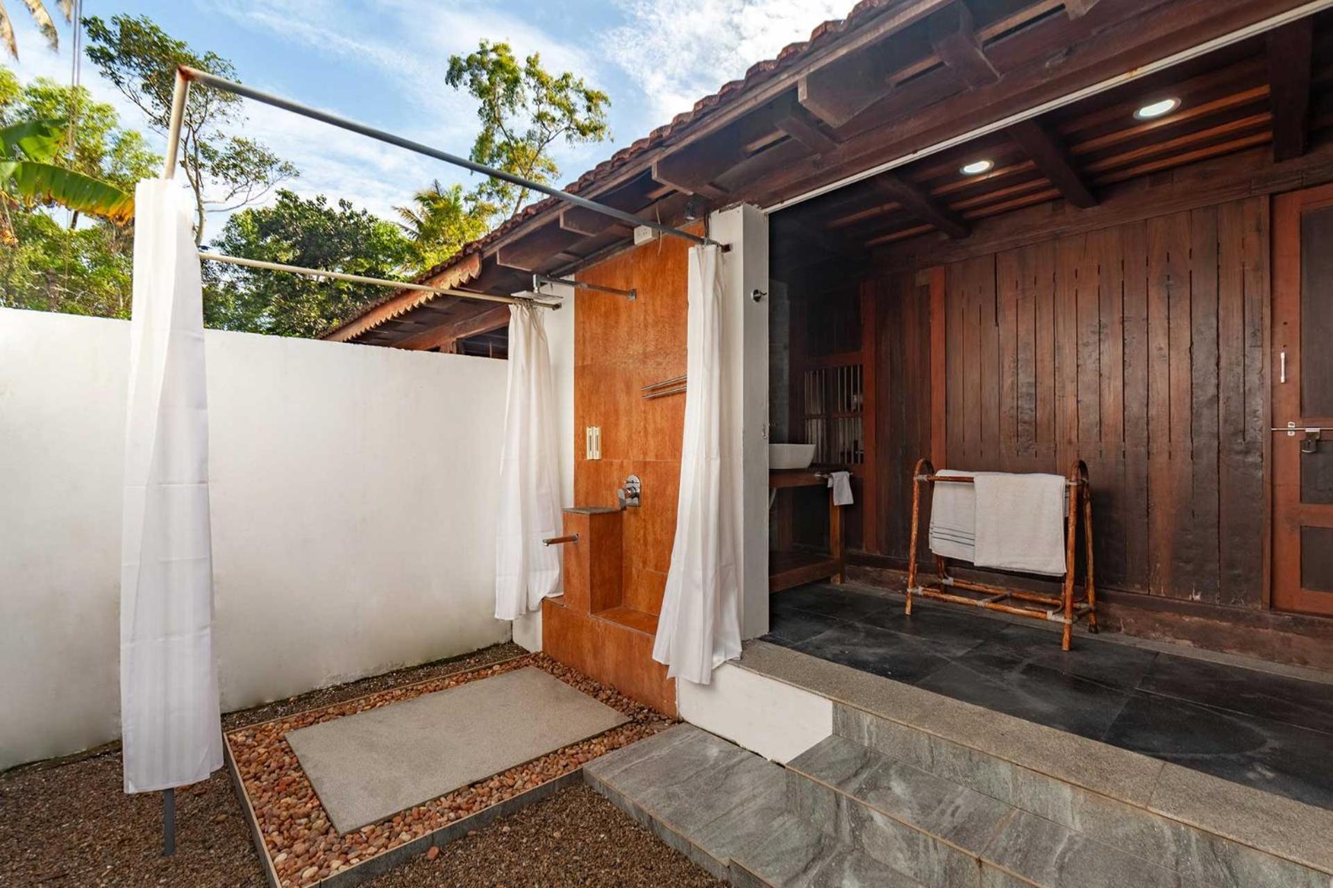 Deshadan'S Tarangi Beach Villas,Marari Mararikulam Buitenkant foto